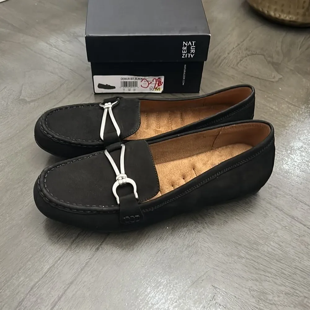 NATURALIZER Demur-Bit Loafers